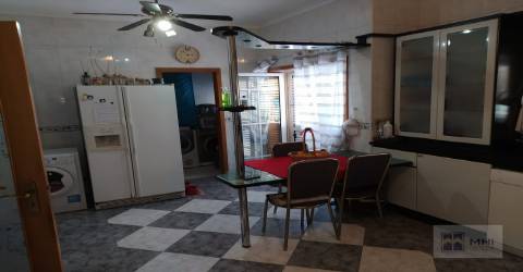 Excelente moradia T3 com Vista de mar a 100m praia de Brito