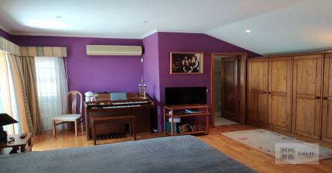 Excelente moradia T3 com Vista de mar a 100m praia de Brito