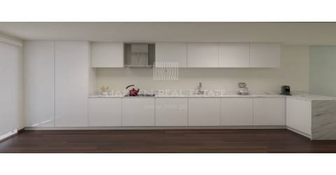 Moradia V3 nova com logradouro no Montijo