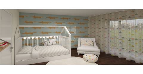 Moradia V3 nova com logradouro no Montijo