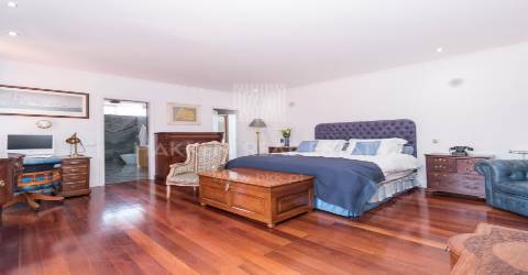 Moradia T6  com piscina no prestigiado aldeamento da  Penha Longa