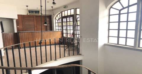 Espaço comercial no Bairro do Junqueiro