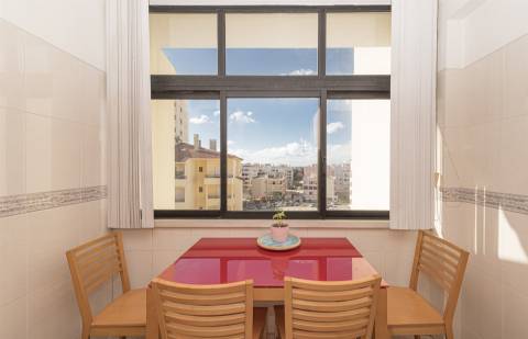 Apartamento Duplex T5 no Bairro do Rosário, Cascais