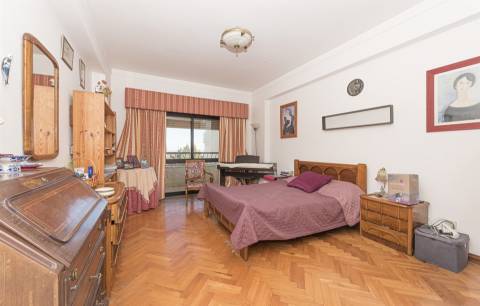 Apartamento Duplex T5 no Bairro do Rosário, Cascais