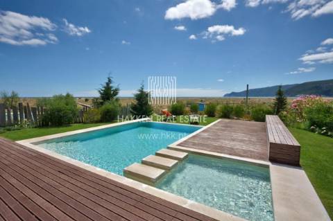 Apartamento T1+ 1 duplex em Troia com vista mar