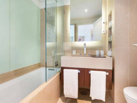 Apartamento T1+ 1 duplex em Troia com vista mar