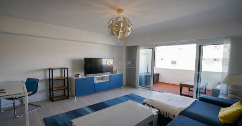 Apartamento T2 Venda em Quarteira,Loulé