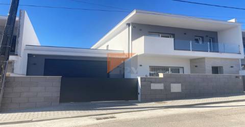 Moradia T3+1, Leiria, Leiria, Maceira