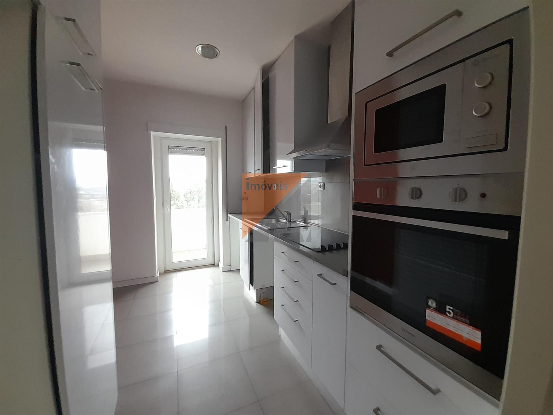 Apartamento T3 Venda em Santa Clara e Castelo Viegas,Coimbra