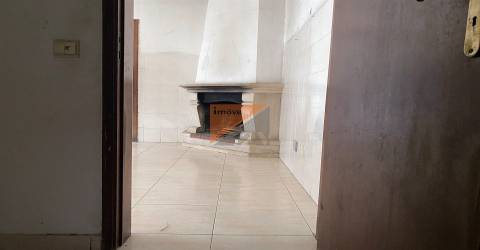 Moradia em Banda T1 Venda em Moita,Marinha Grande