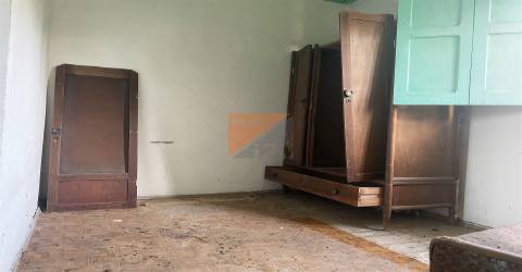 Moradia para Restaurar T3 Venda em Pelariga,Pombal