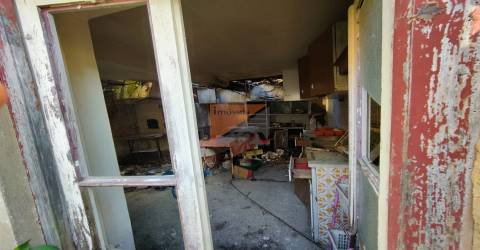 Moradia para Restaurar T3 Venda em Tavarede,Figueira da Foz
