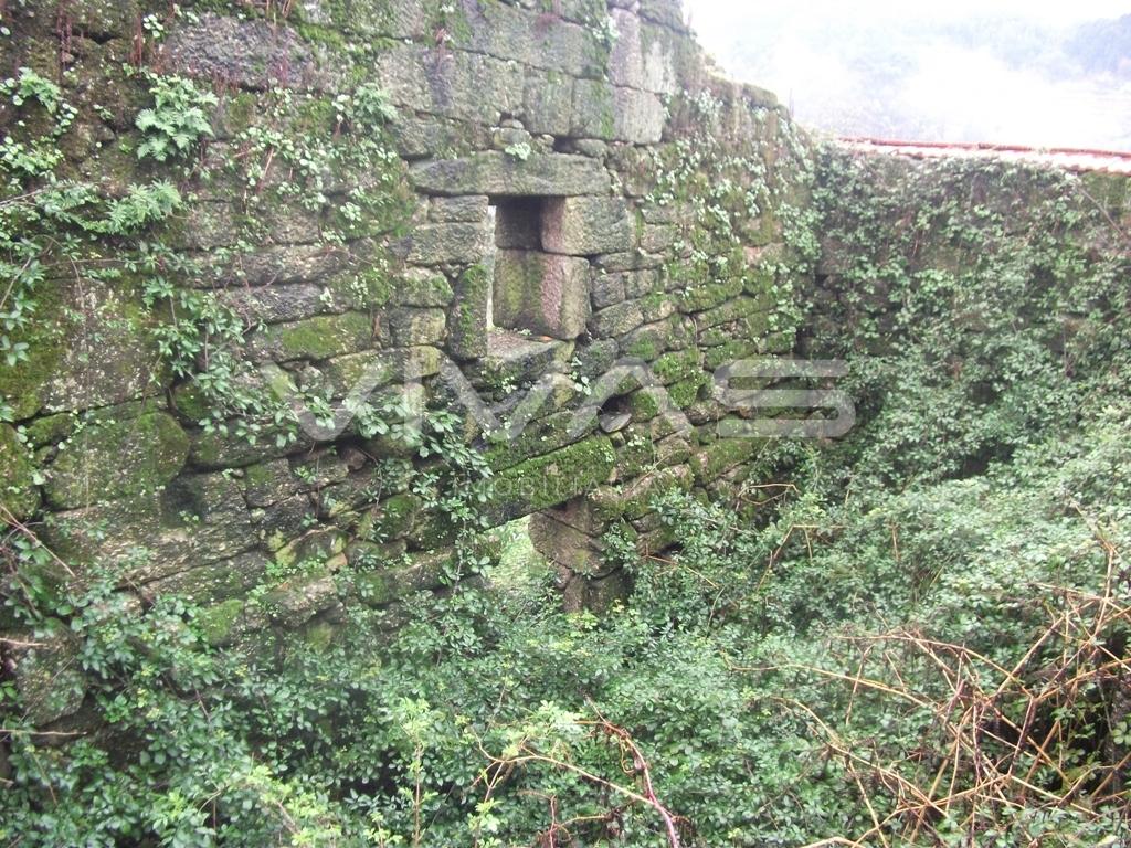 Moradia Rústica  Venda em Valbom (São Pedro), Passô e Valbom (São Martinho),Vila Verde