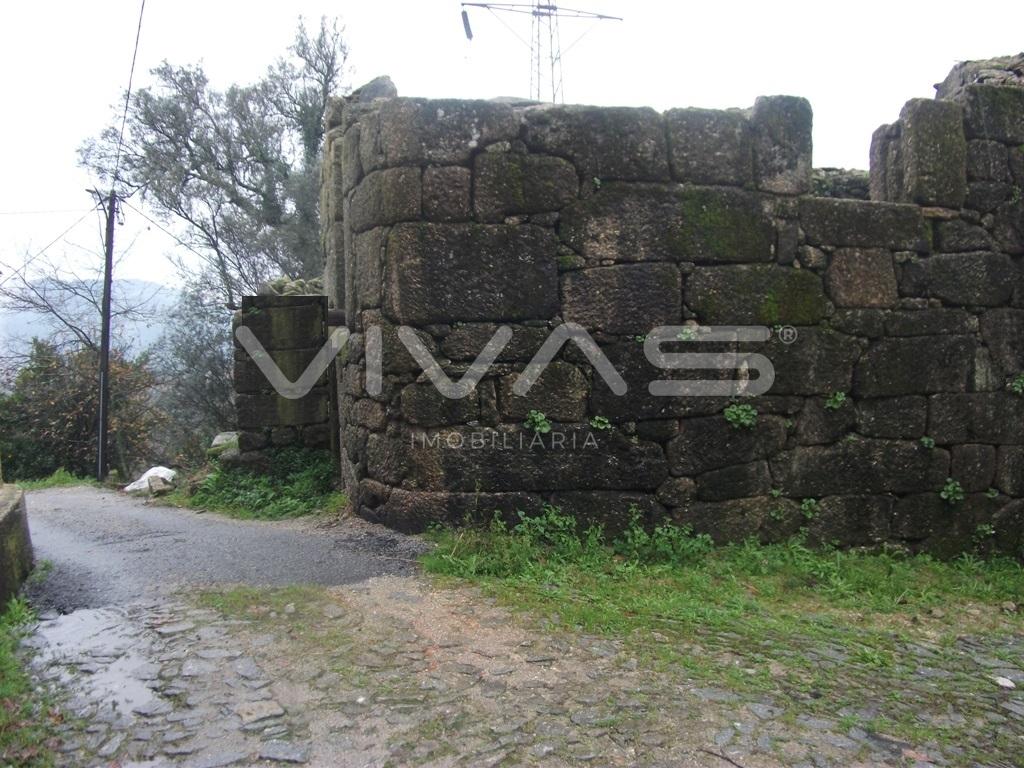 Moradia Rústica  Venda em Valbom (São Pedro), Passô e Valbom (São Martinho),Vila Verde