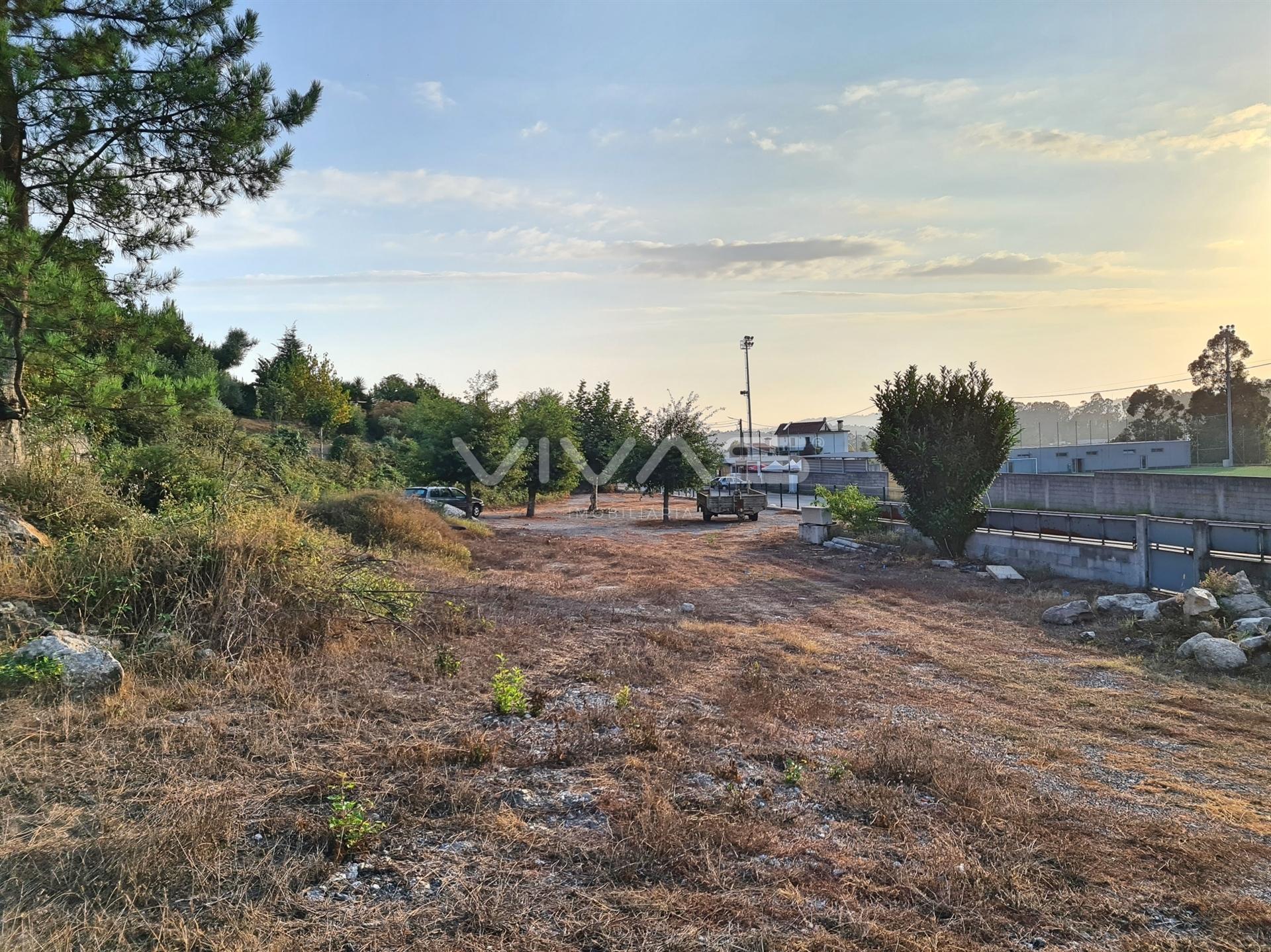 Terreno Urbano  Venda em Caldelas, Sequeiros e Paranhos,Amares