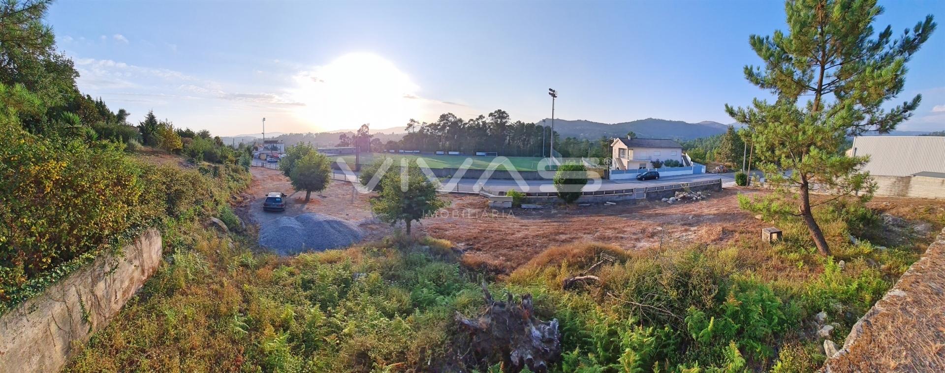 Terreno Urbano  Venda em Caldelas, Sequeiros e Paranhos,Amares