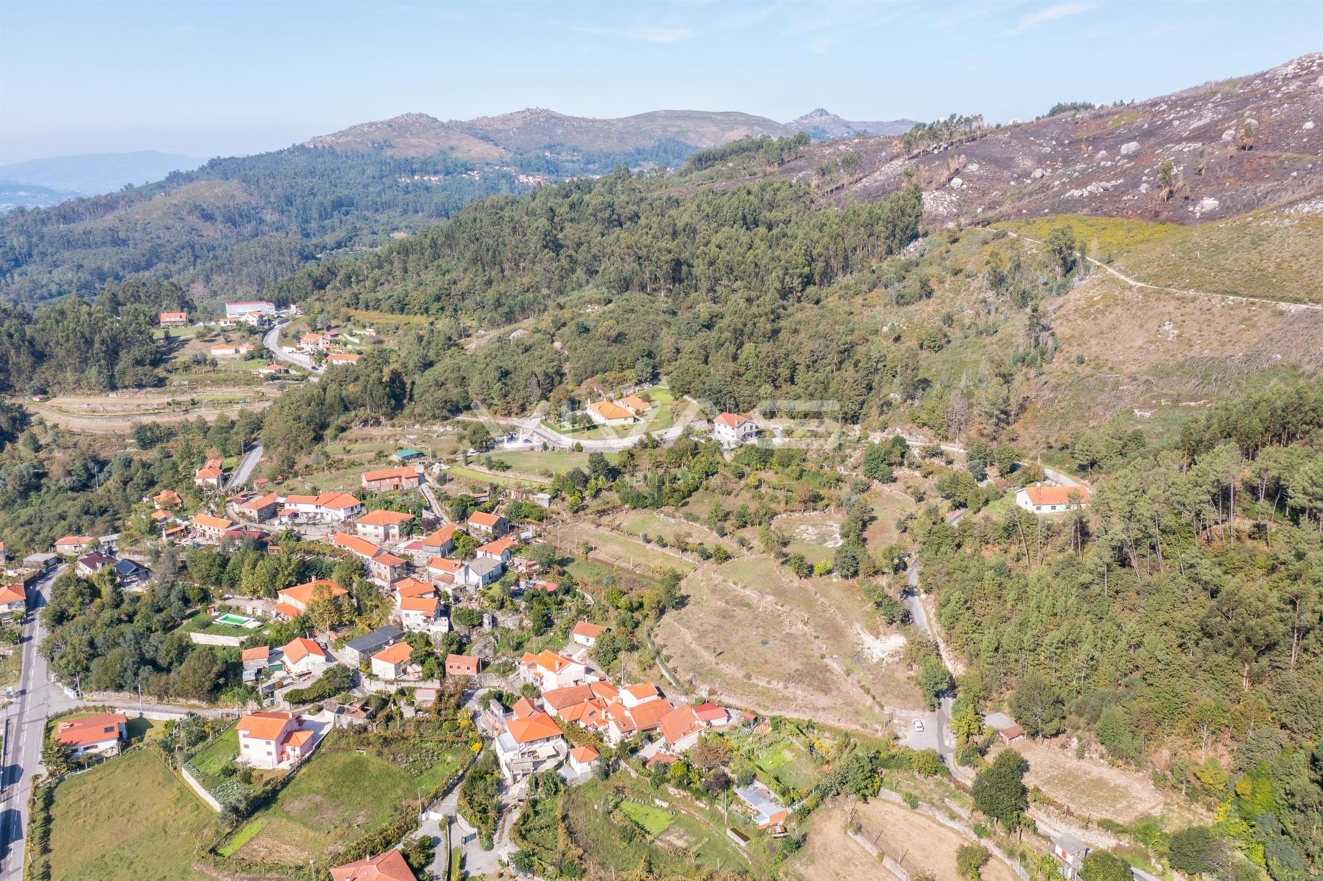 Terreno Urbano  Venda em Sande, Vilarinho, Barros e Gomide,Vila Verde