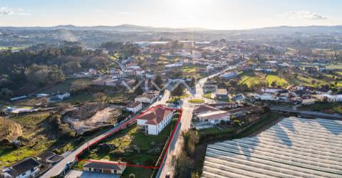 Moradia Isolada >=T10 Venda em Lago,Amares