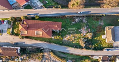 Moradia Isolada >=T10 Venda em Lago,Amares