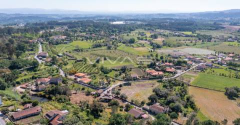 Moradia para Restaurar T0 Venda em Coucieiro,Vila Verde