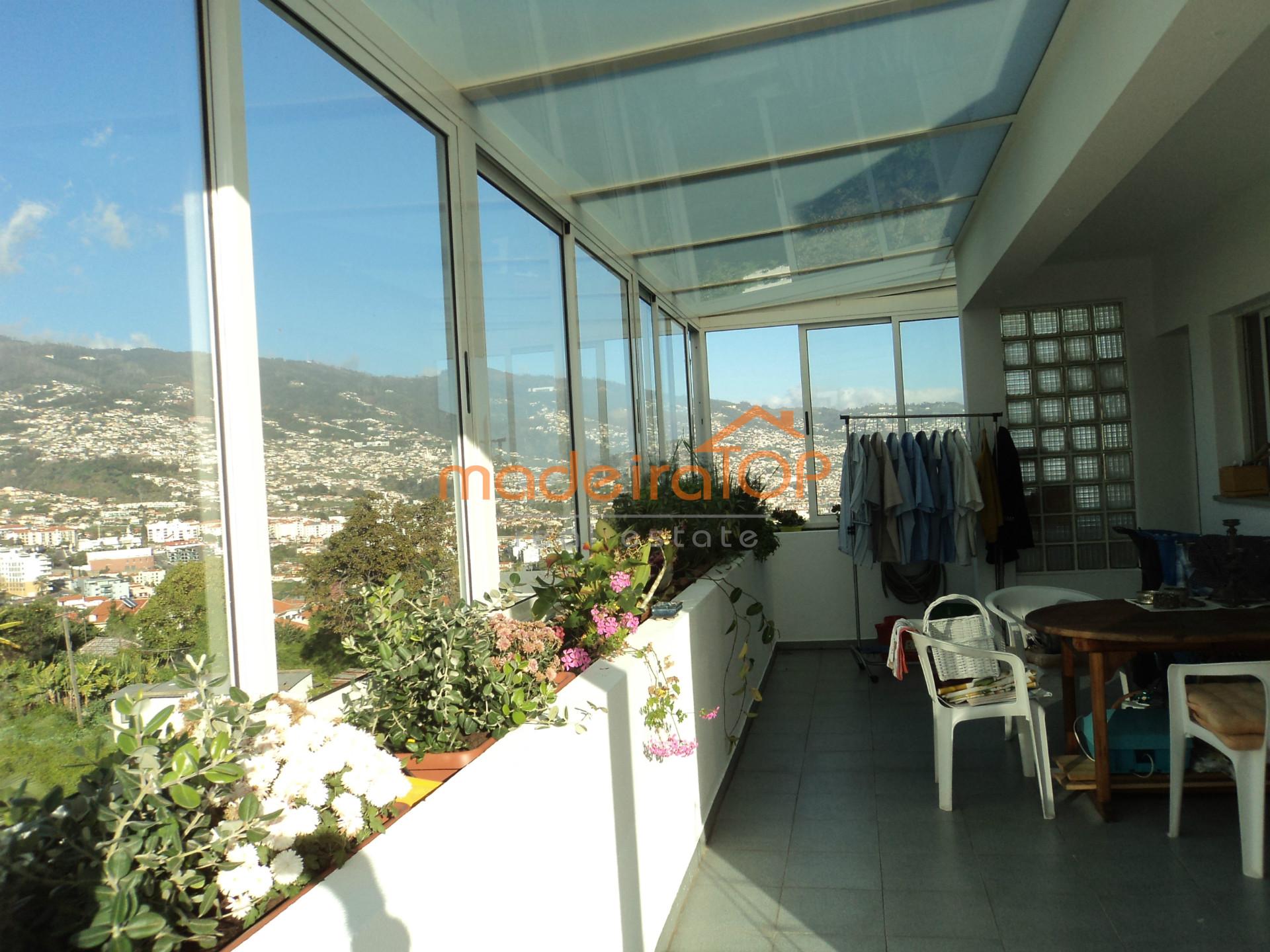 Apartamento T4 Venda em São Martinho,Funchal