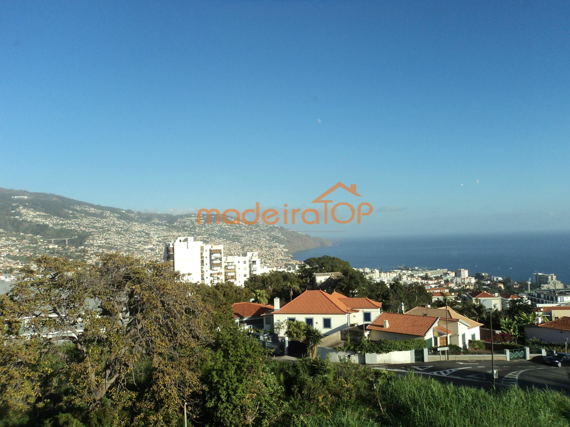 Apartamento T4 Venda em São Martinho,Funchal