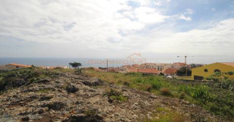Lote de Terreno  Venda em Caniço,Santa Cruz