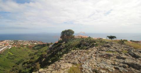 Lote de Terreno  Venda em Caniço,Santa Cruz