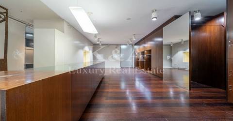 Loja com 105m2 de 4 frentes