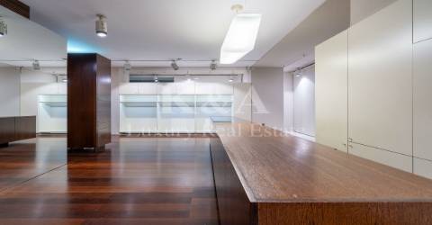 Loja com 105m2 de 4 frentes