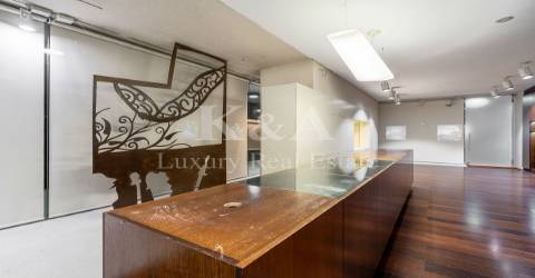 Loja com 105m2 de 4 frentes