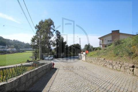 Lote de Terreno  Venda em Santo Tirso, Couto (Santa Cristina e São Miguel) e Burgães,Santo Tirso