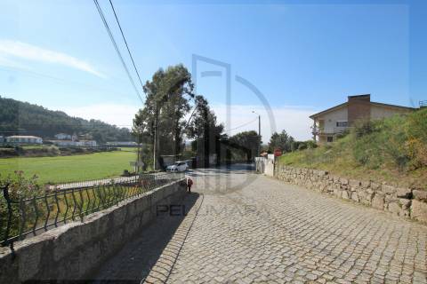 Lote de Terreno  Venda em Santo Tirso, Couto (Santa Cristina e São Miguel) e Burgães,Santo Tirso