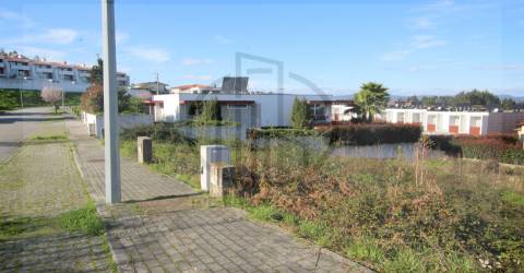 Lote de Terreno  Venda em Gamil e Midões,Barcelos