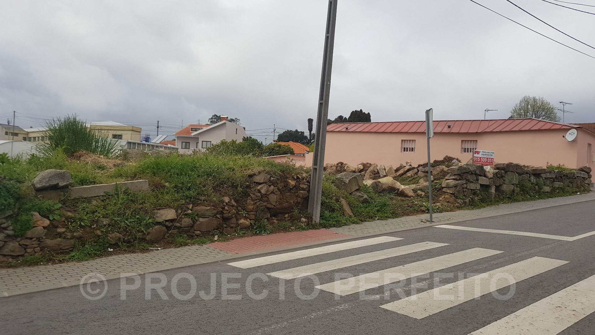 Lote de Terreno  Venda em Paços de Brandão,Santa Maria da Feira