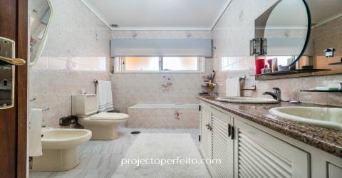 Moradia T5 Venda em Sandim, Olival, Lever e Crestuma,Vila Nova de Gaia