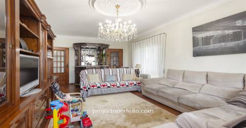 Moradia Isolada T3 Venda em Nogueira da Regedoura,Santa Maria da Feira