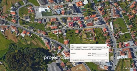 Moradia para Restaurar T4 Venda em Lourosa,Santa Maria da Feira