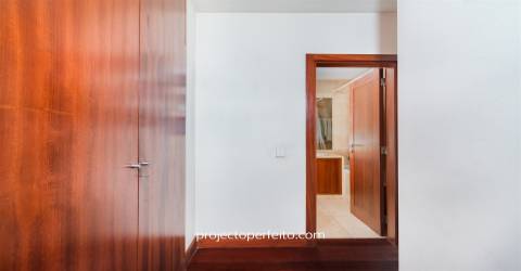 Apartamento T4 Venda em Matosinhos e Leça da Palmeira,Matosinhos