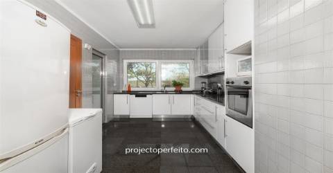 Apartamento T4 Venda em Matosinhos e Leça da Palmeira,Matosinhos