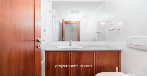 Apartamento T4 Venda em Matosinhos e Leça da Palmeira,Matosinhos