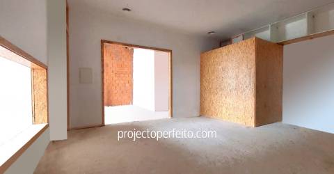 Loja  Arrendamento em Santa Maria da Feira, Travanca, Sanfins e Espargo,Santa Maria da Feira