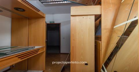 Loja  Venda em Grijó e Sermonde,Vila Nova de Gaia