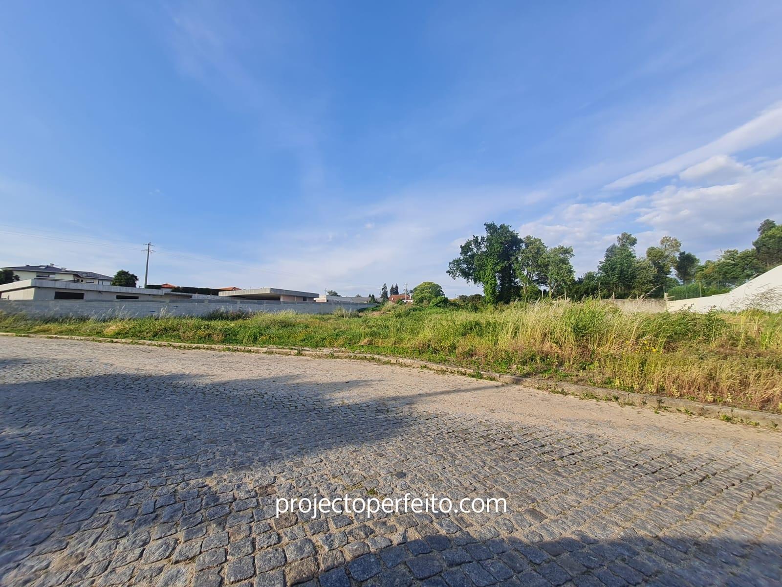 Lote de Terreno  Venda em Paços de Brandão,Santa Maria da Feira