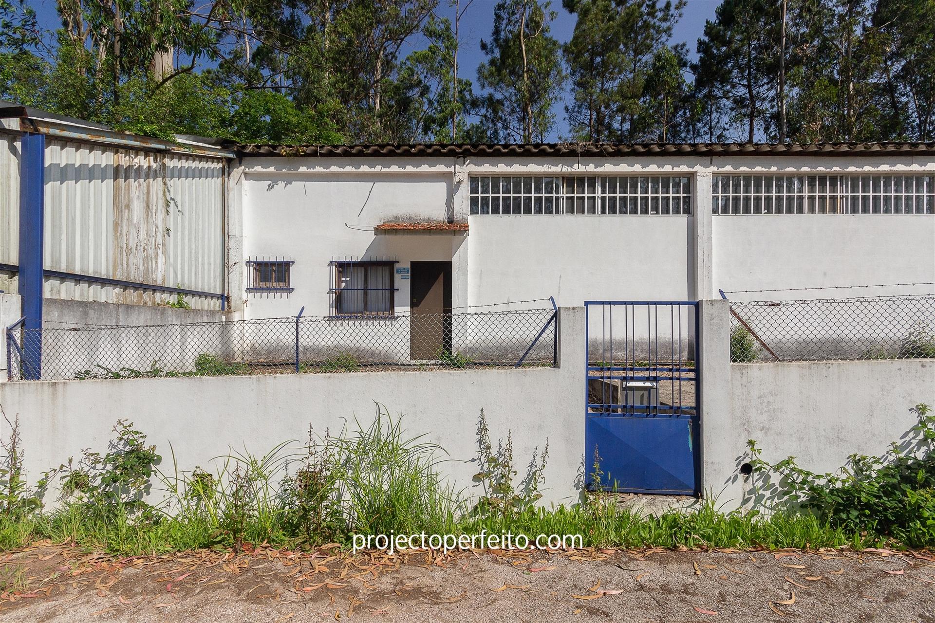 Armazém  Venda em Válega,Ovar