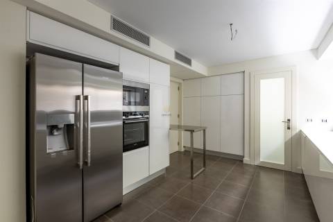 Apartamento T5 Venda em Lordelo do Ouro e Massarelos,Porto