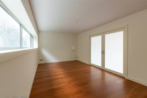 Apartamento T5 Venda em Lordelo do Ouro e Massarelos,Porto