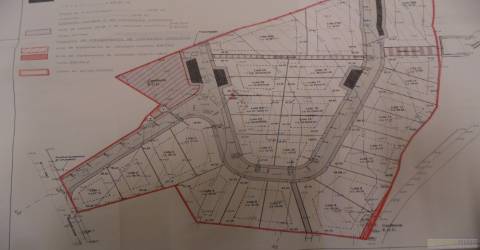Lote de terreno para loteamento em Mexilhoeira grande.