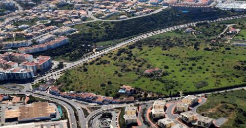 Lotes de terreno para construção de apartamentos em Lagos