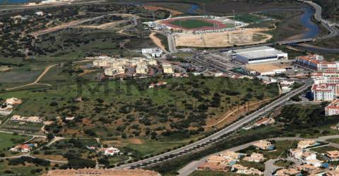 Lotes de terreno para construção de apartamentos em Lagos